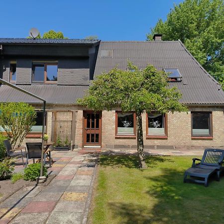 Ferienwohnung Zwischen Den Meeren - Schoene Und Gemuetliche Fewo Mit Garten Dorpstedt Exteriér fotografie