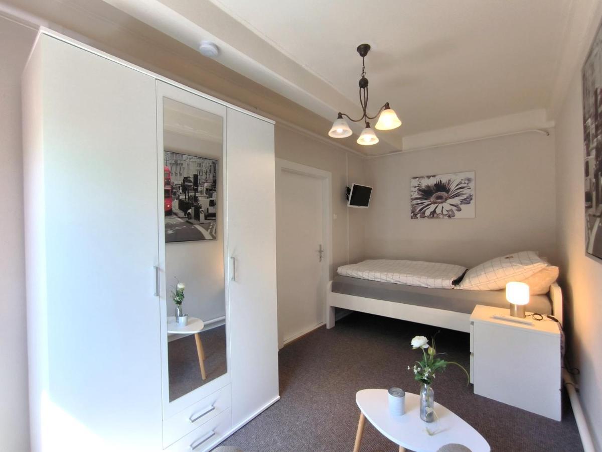 Ferienwohnung Zwischen Den Meeren - Schoene Und Gemuetliche Fewo Mit Garten Dorpstedt Exteriér fotografie