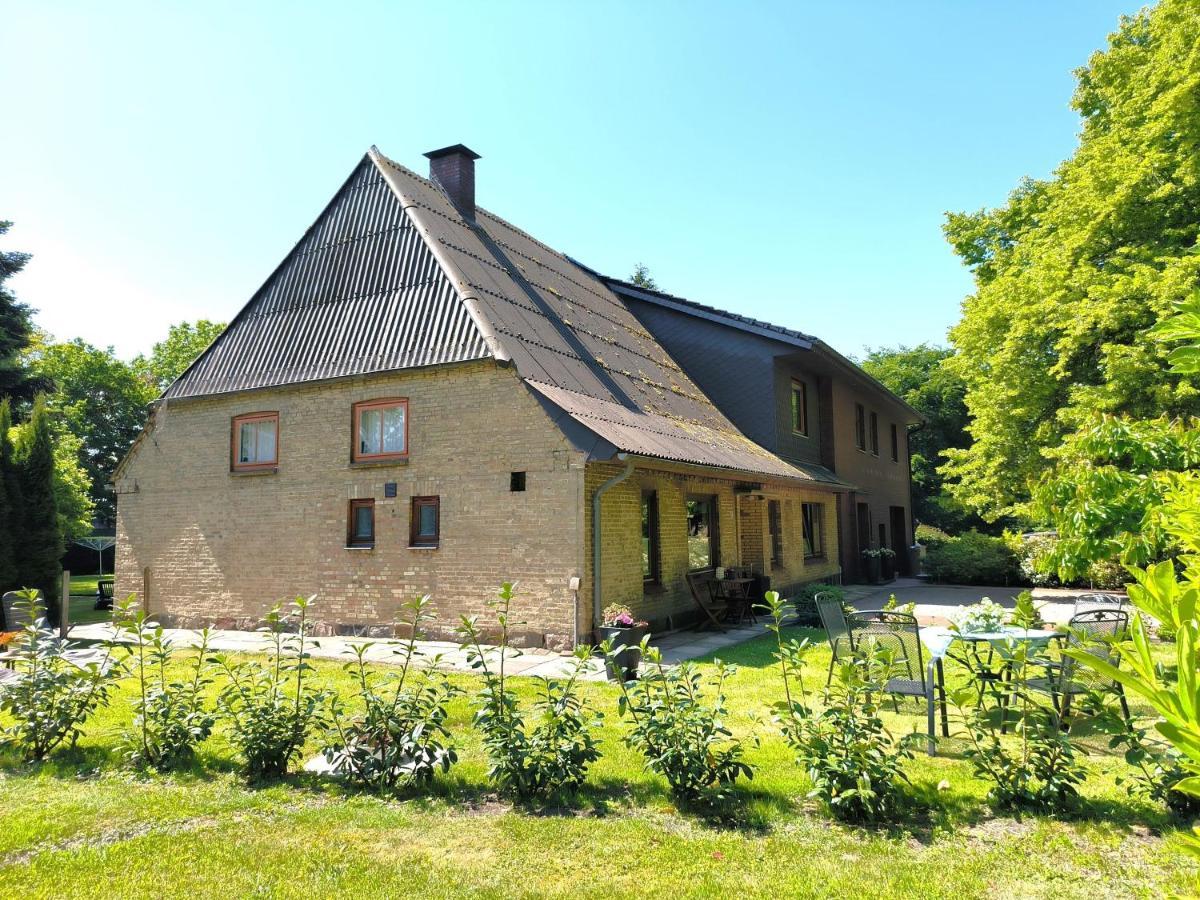 Ferienwohnung Zwischen Den Meeren - Schoene Und Gemuetliche Fewo Mit Garten Dorpstedt Exteriér fotografie